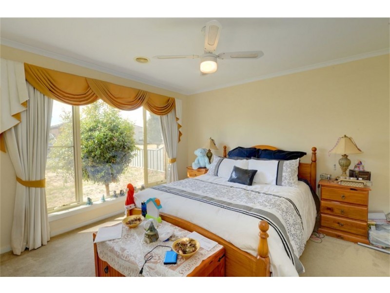 11 Clifton Street, Delacombe VIC 3356