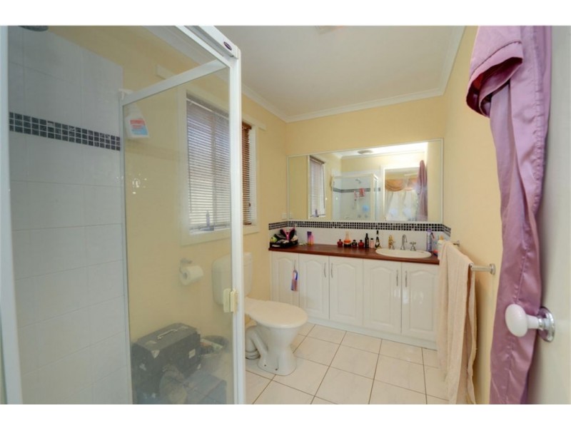 11 Clifton Street, Delacombe VIC 3356