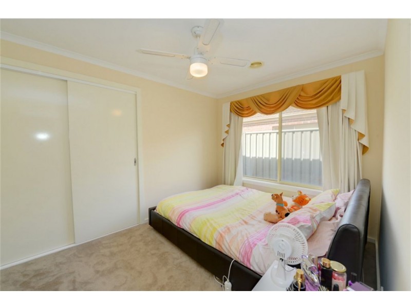 11 Clifton Street, Delacombe VIC 3356