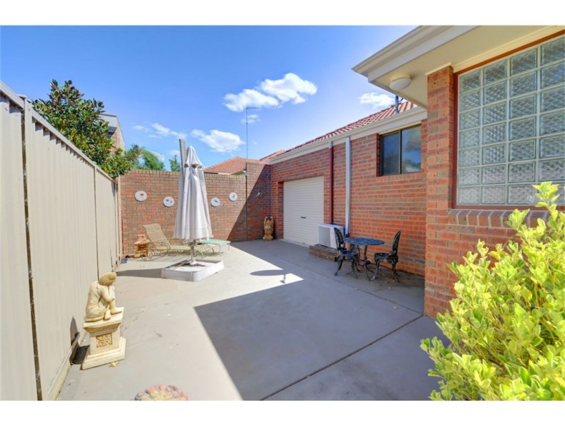 18 Crocker Street, Lake Wendouree VIC 3350