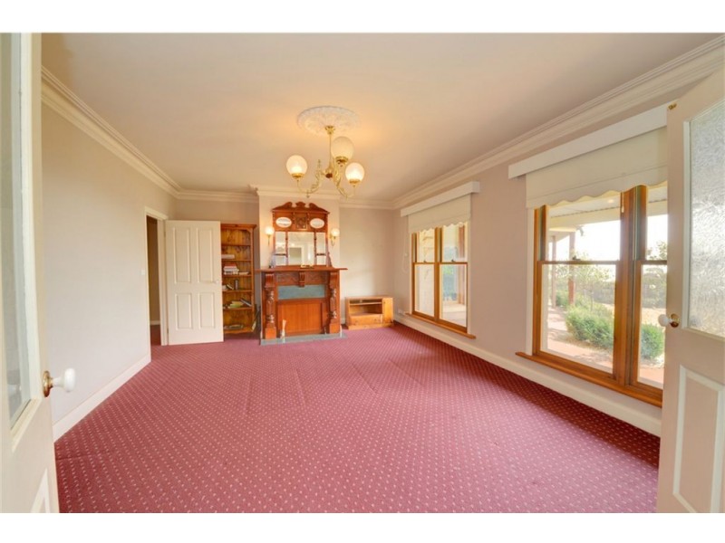 34 Granny White Lane, Buninyong VIC 3357