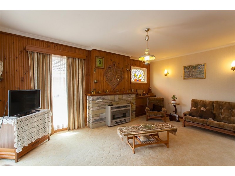 38 Moore Street, Creswick VIC 3363