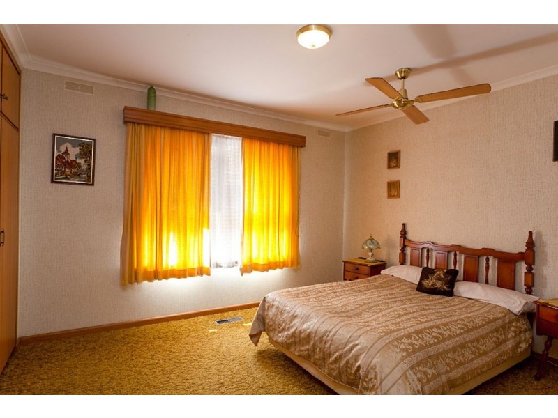 38 Moore Street, Creswick VIC 3363