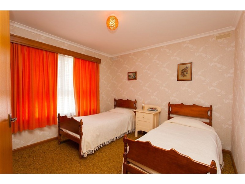 38 Moore Street, Creswick VIC 3363