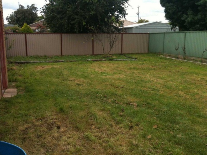 6 Yew Street, Wendouree VIC 3355