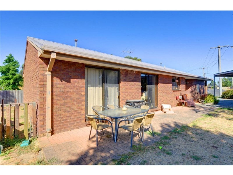5 Cook Close, Sebastopol VIC 3356