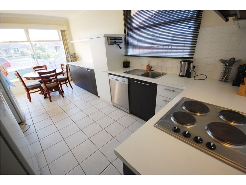 6 Cuthberts Road, Alfredton VIC 3350