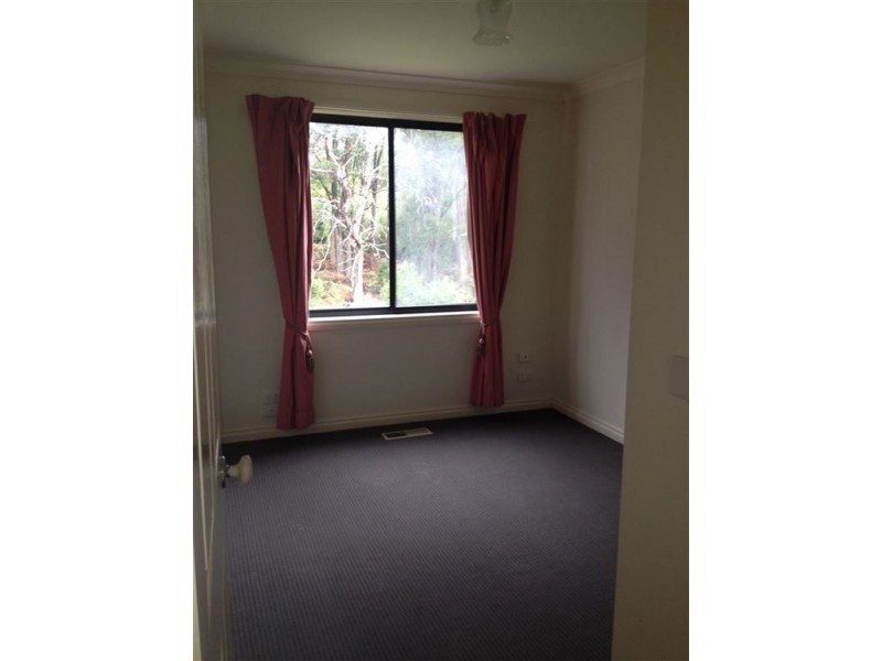 44 Oakbank drive, Mount Helen VIC 3350