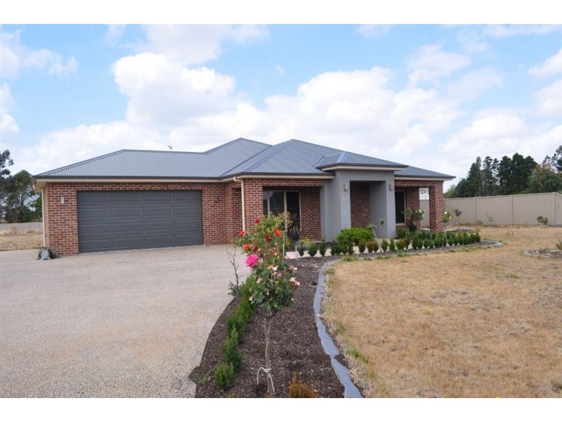 120 Ibis Gardens Court, Cardigan VIC 3352