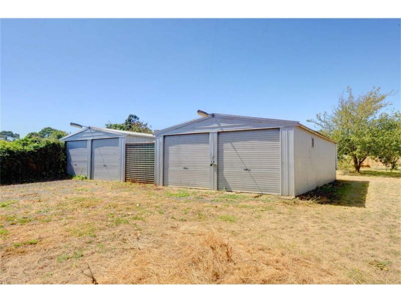 19 Warrenheip Road, Warrenheip VIC 3352