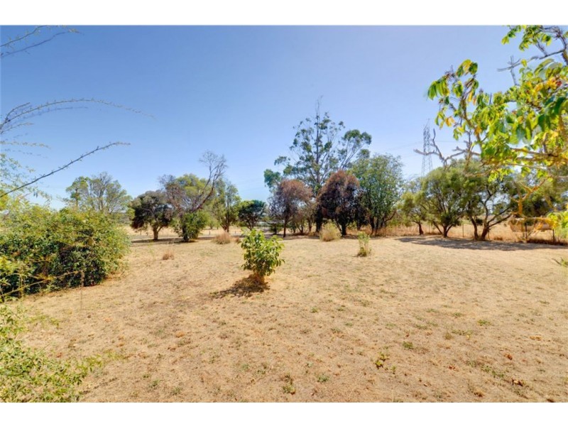 19 Warrenheip Road, Warrenheip VIC 3352