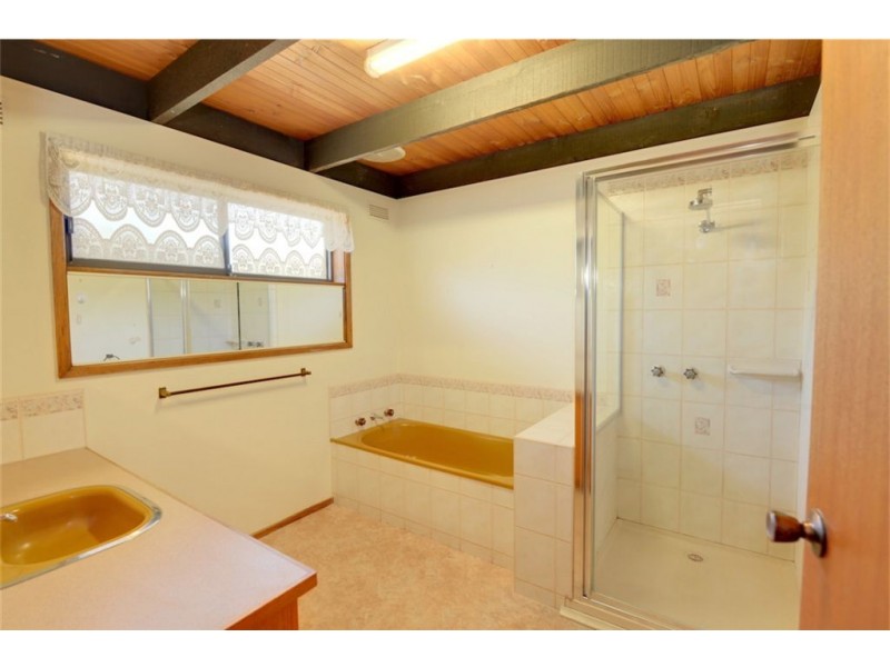 19 Warrenheip Road, Warrenheip VIC 3352