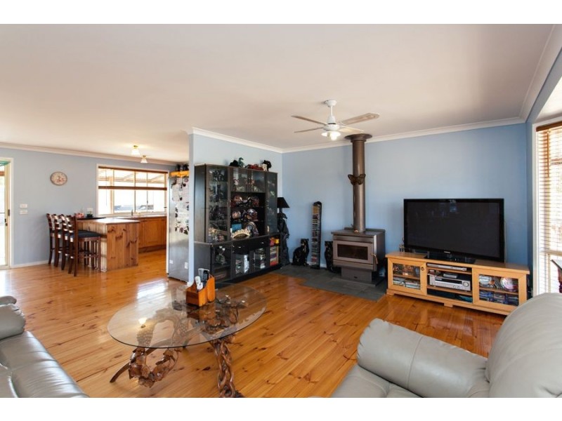 30 Berry Mine Lane, Creswick VIC 3363