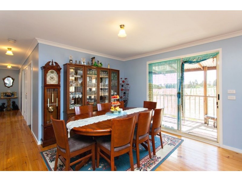 30 Berry Mine Lane, Creswick VIC 3363