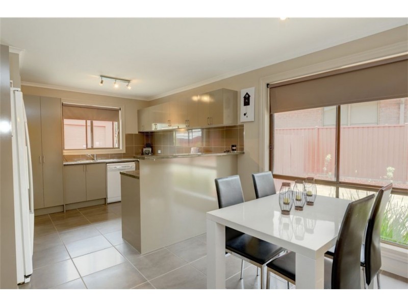 26 Iona Drive, Sebastopol VIC 3356