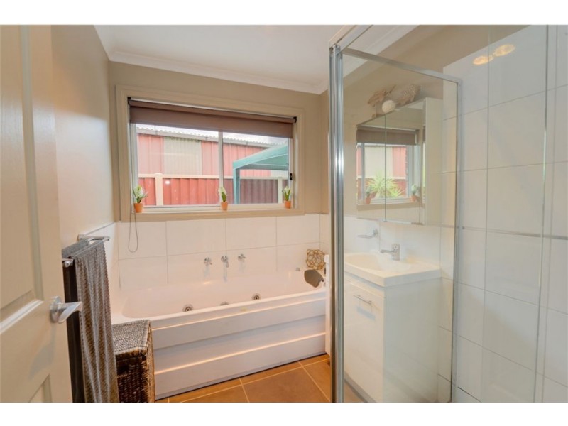 26 Iona Drive, Sebastopol VIC 3356