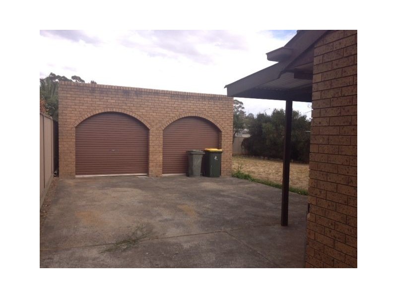 6 Semillion Grove, Mount Clear VIC 3350