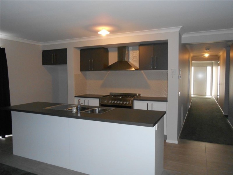 3 Jessica Way, Delacombe VIC 3356