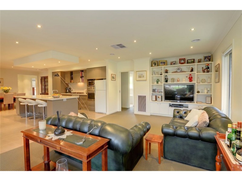 1255 Doveton Street North, Invermay VIC 3352