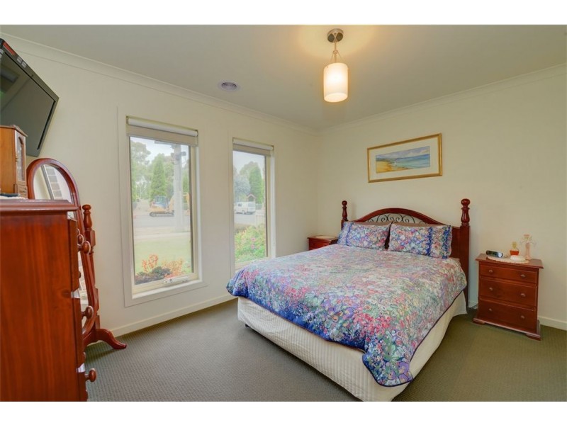 1255 Doveton Street North, Invermay VIC 3352