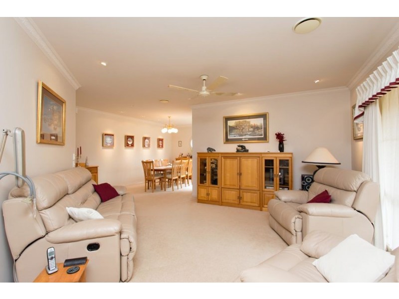 49 Elaine Avenue, Alfredton VIC 3350