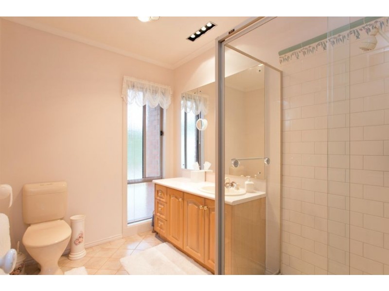 49 Elaine Avenue, Alfredton VIC 3350