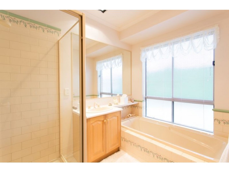 49 Elaine Avenue, Alfredton VIC 3350