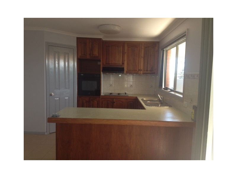 11 Castle Court, Ballarat East VIC 3350