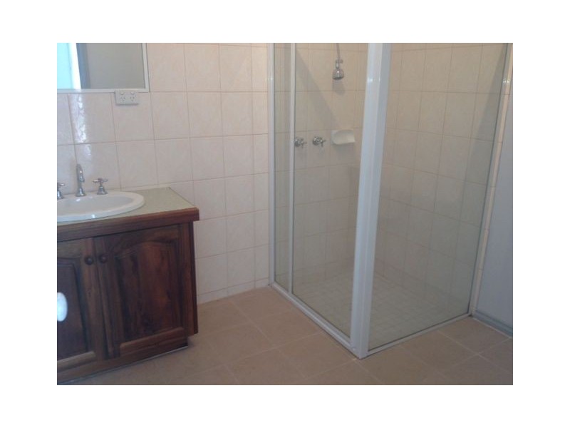 11 Castle Court, Ballarat East VIC 3350