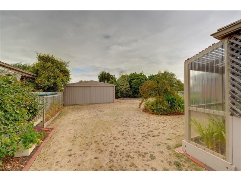 3 Harold Crt, Alfredton VIC 3350