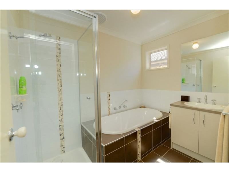 12 Normlyttle Parade, Miners Rest VIC 3352