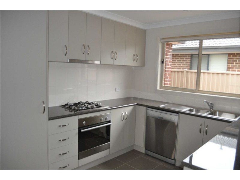 6 Oberon Street, Alfredton VIC 3350