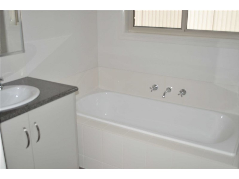 6 Oberon Street, Alfredton VIC 3350