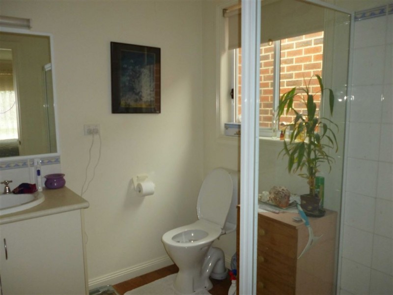 11 St Johns Wood, Lake Gardens VIC 3355