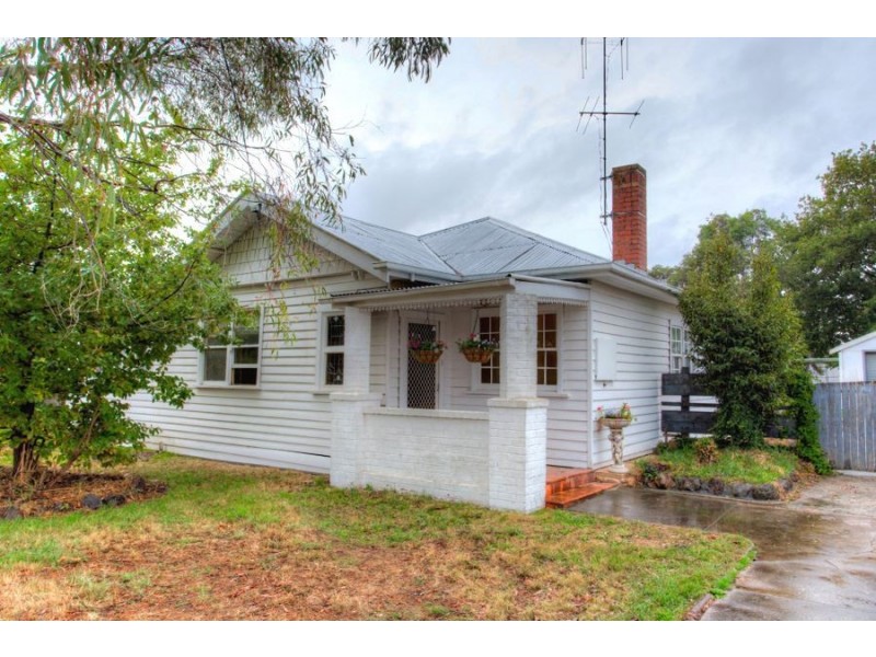 119 Clunes Road, Creswick VIC 3363