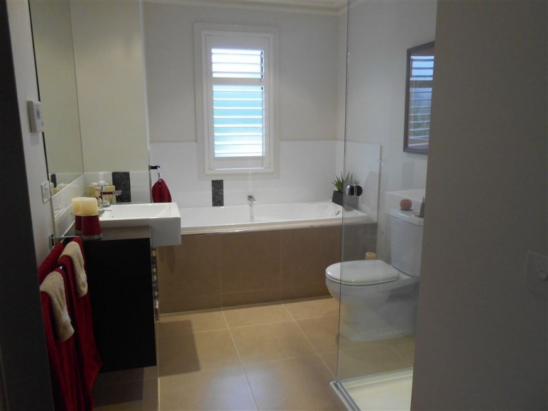 203a Russell Street, Newington VIC 3350