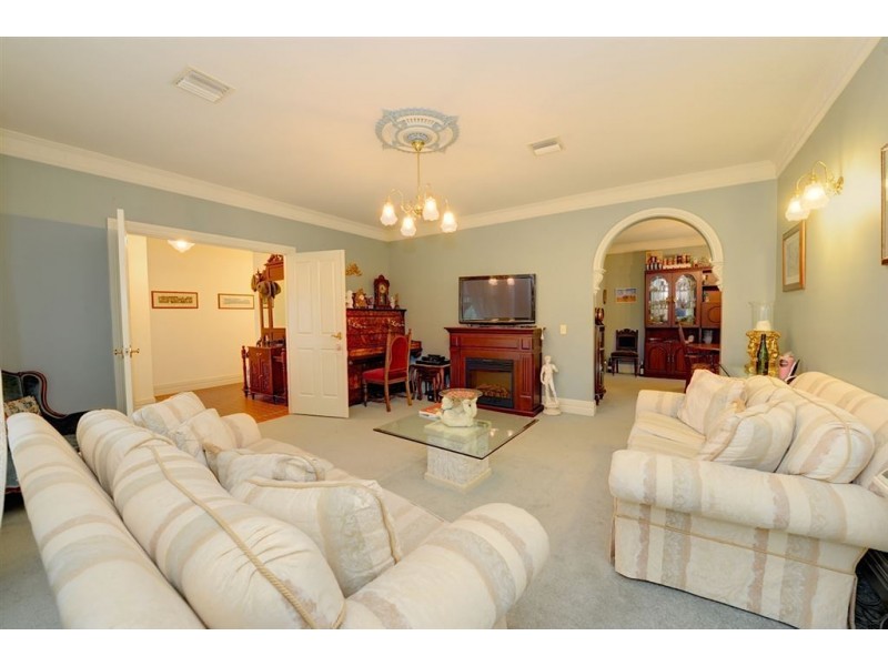 6 Franklin Court, Alfredton VIC 3350