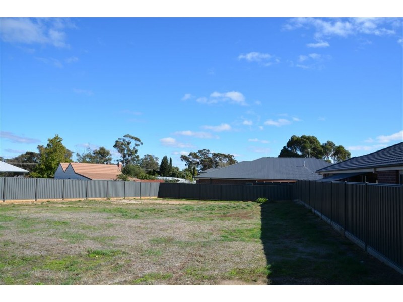 4 Orr Street, Creswick VIC 3363