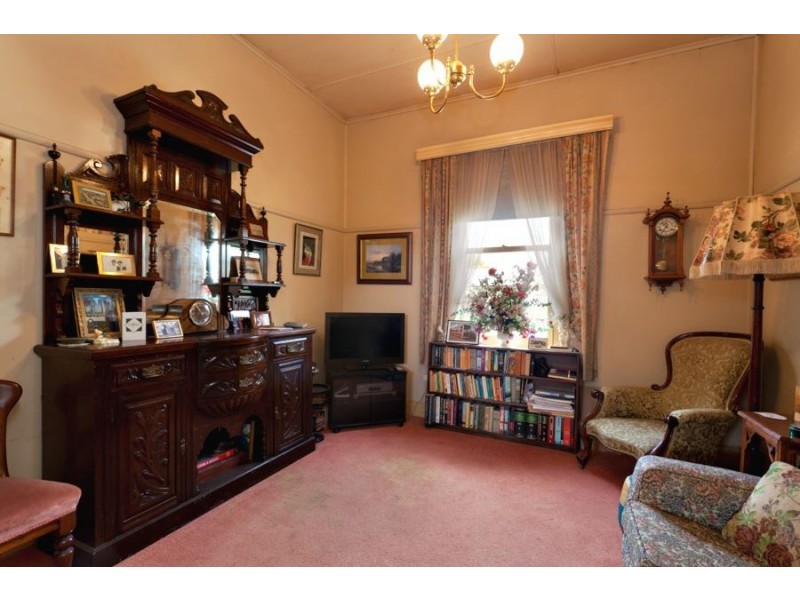 708 Ascot Street South, Redan VIC 3350