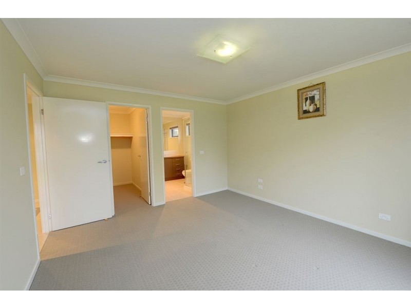 9 Eilish Court, Mount Helen VIC 3350