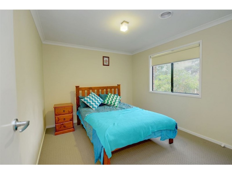 9 Eilish Court, Mount Helen VIC 3350