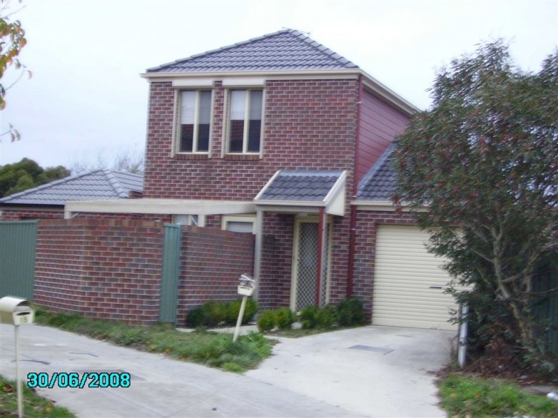 16 Domain Gardens, Sebastopol VIC 3356