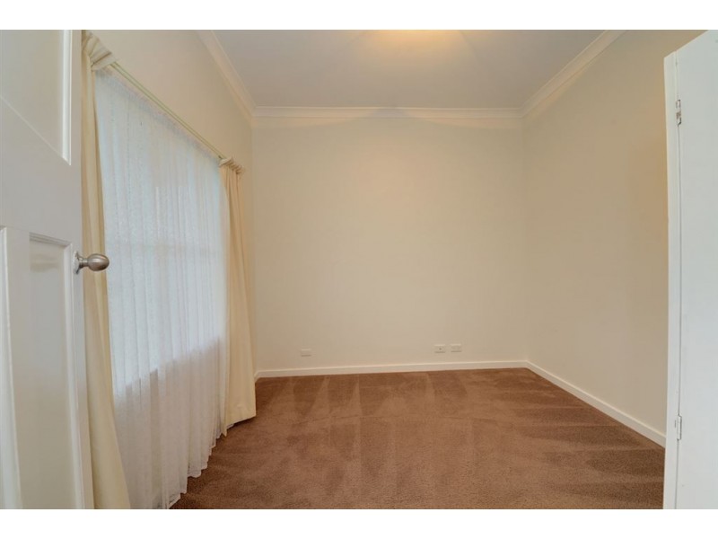 16 Alexandra Street, Sebastopol VIC 3356