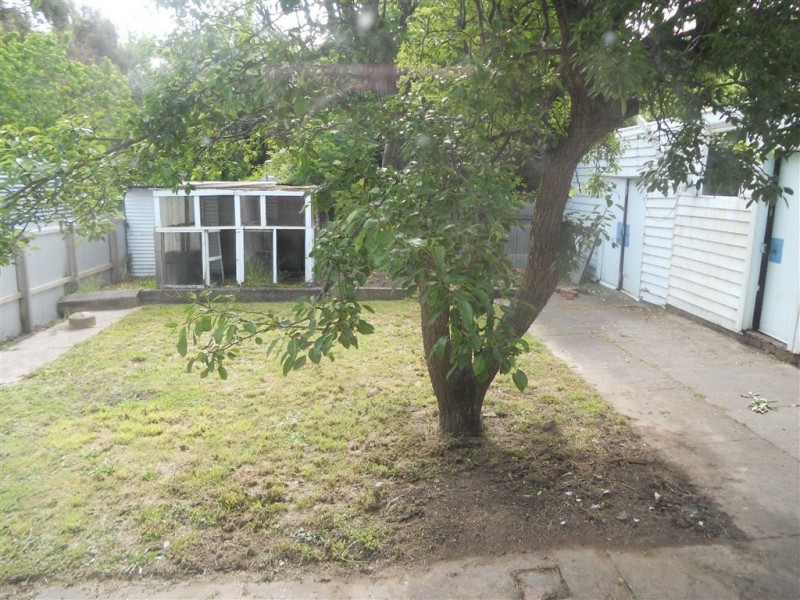 a/29 Loch Avenue, Lake Wendouree VIC 3350