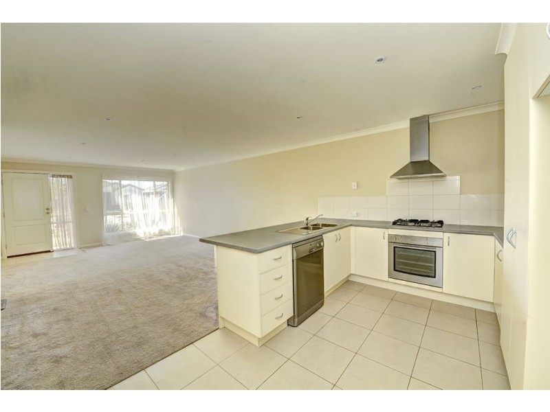 26 Yarra Park Drive, Sebastopol VIC 3356