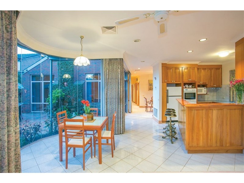 1 The Court, Lake Wendouree VIC 3350