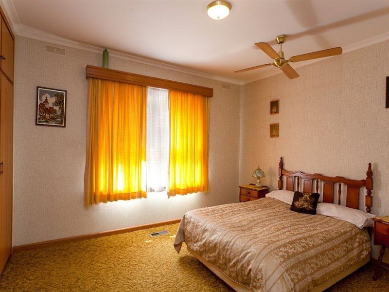 38 Moore Street, Creswick North VIC 3363