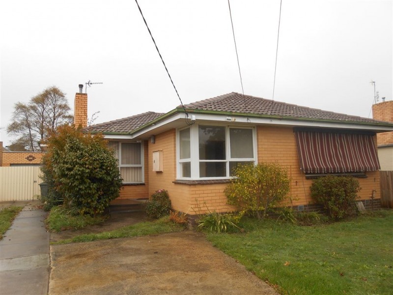 43 Stamford Street, Wendouree VIC 3355