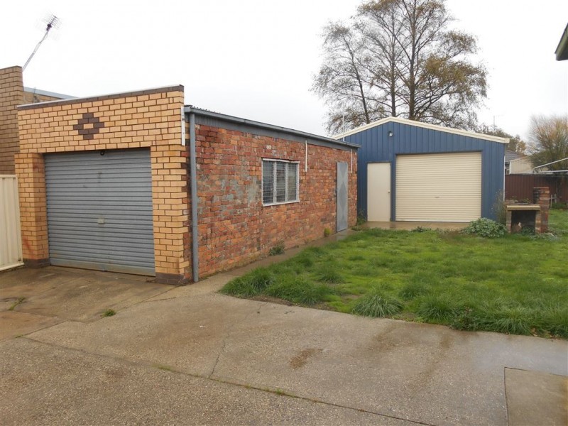 43 Stamford Street, Wendouree VIC 3355