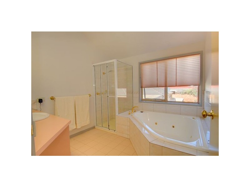 37 Midlands Drive, Ballarat VIC 3350